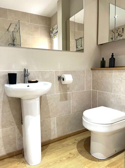 Olive Holiday Cottage Matlock Матлок Екстериор снимка