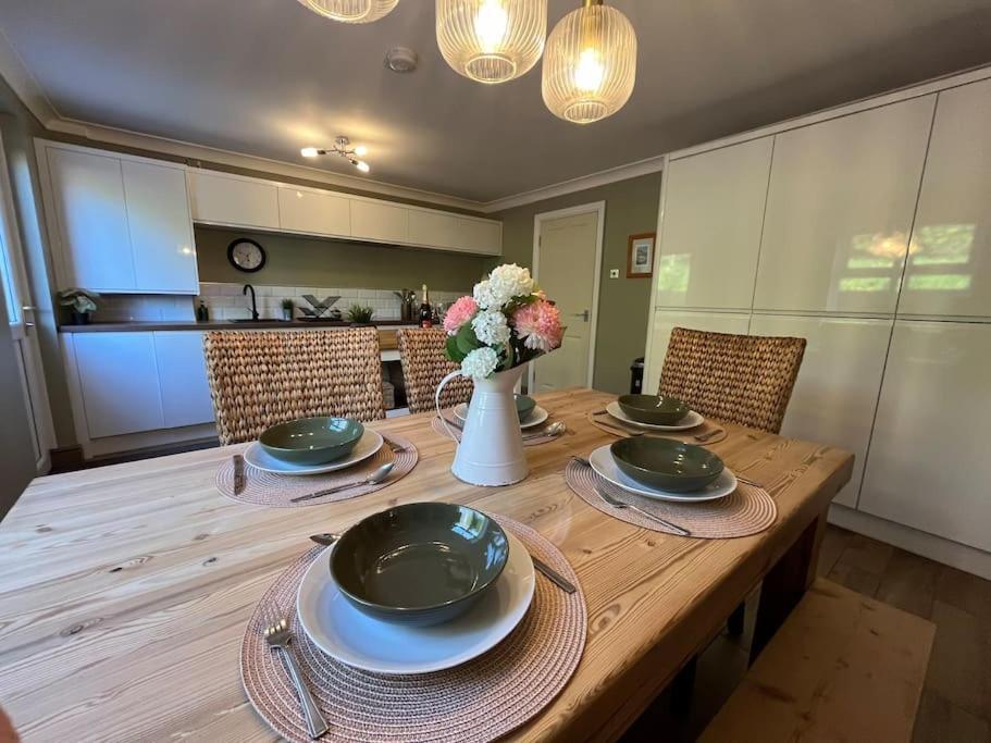 Olive Holiday Cottage Matlock Матлок Екстериор снимка